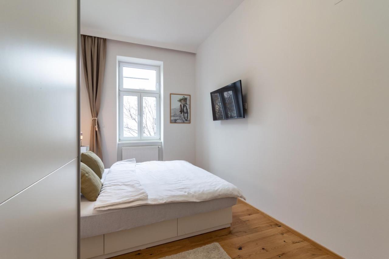 Cozy, Generous City Apartment - 10 Min To City-Centre - Contactless 24H Check-In 维也纳 外观 照片