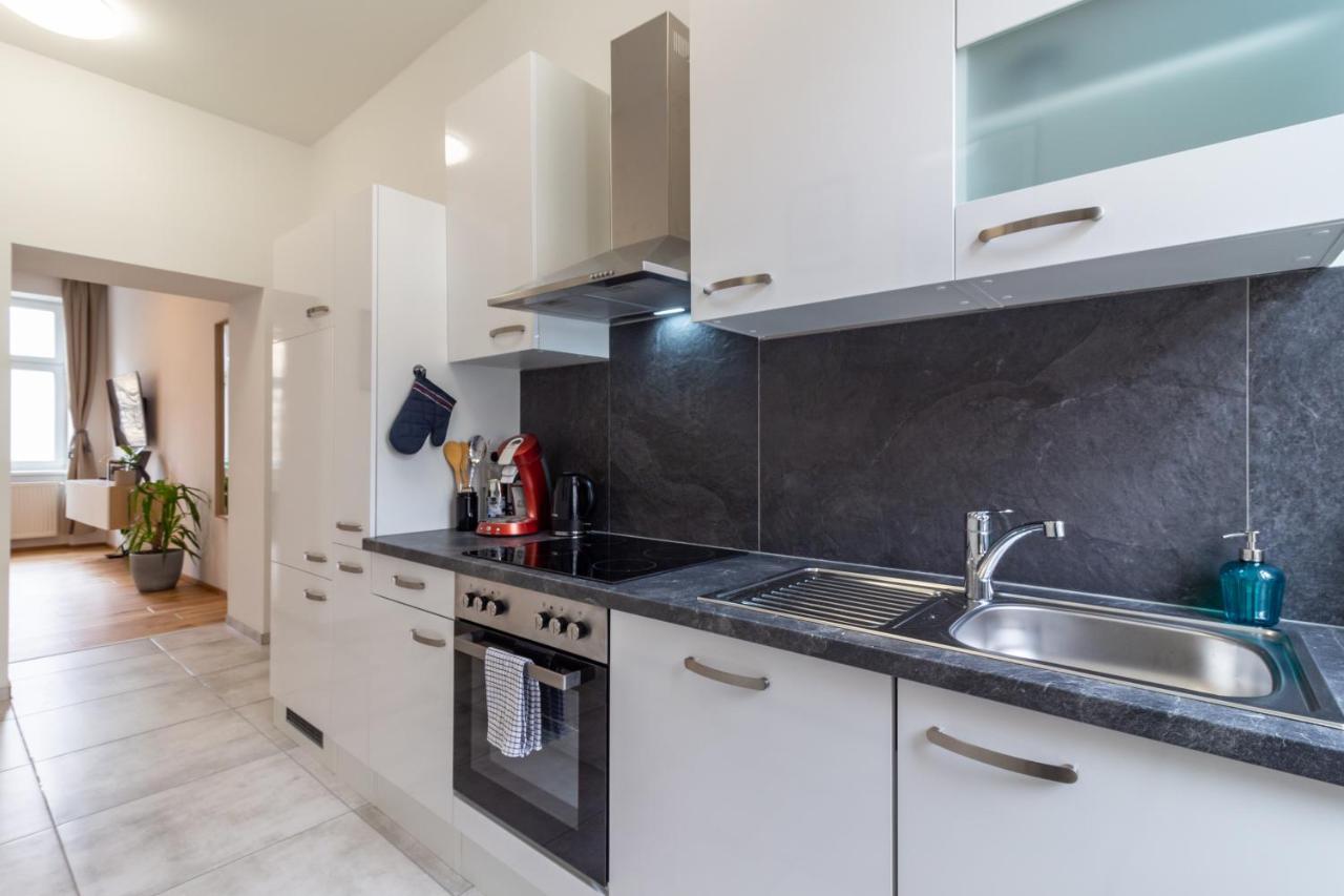 Cozy, Generous City Apartment - 10 Min To City-Centre - Contactless 24H Check-In 维也纳 外观 照片