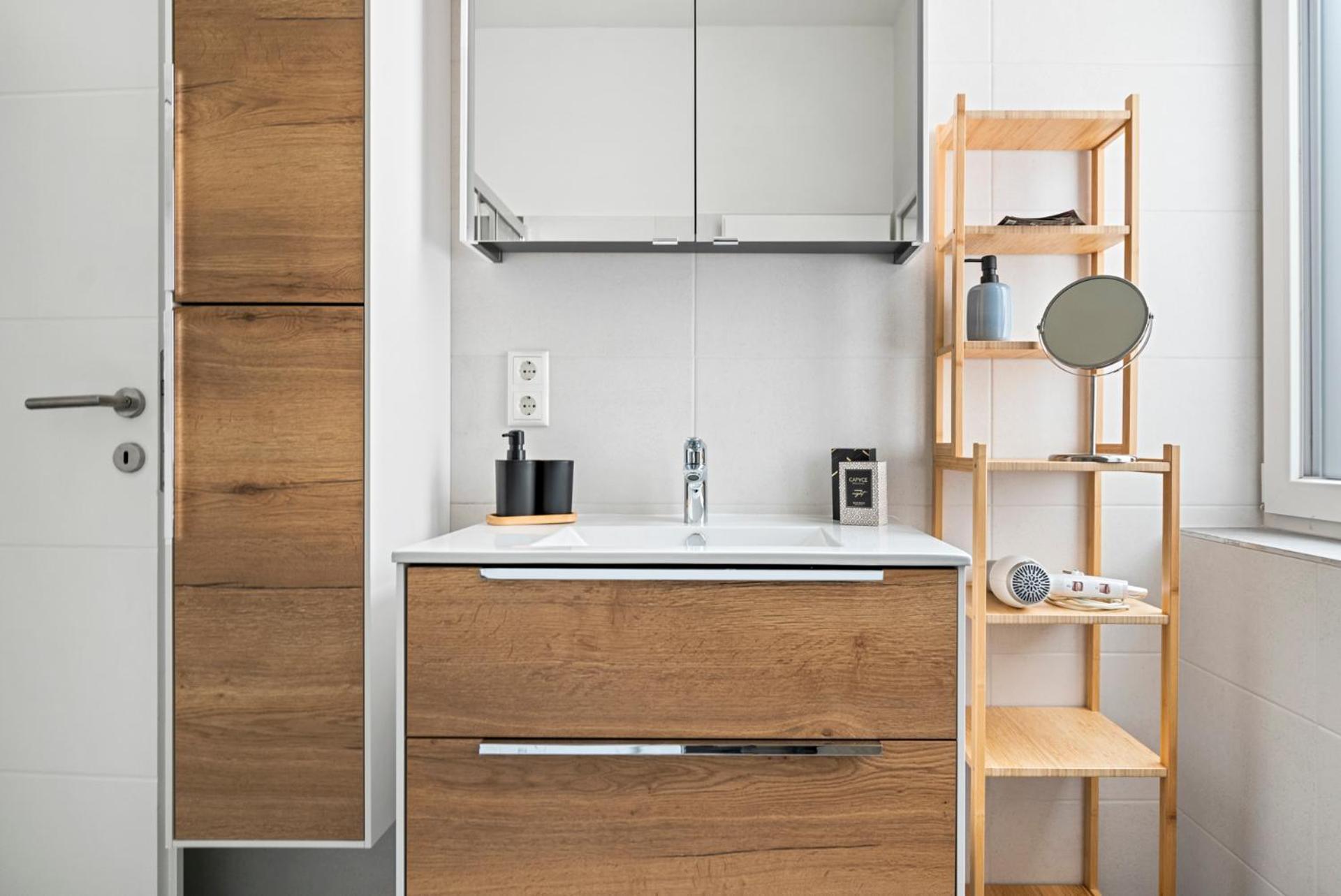 Cozy, Generous City Apartment - 10 Min To City-Centre - Contactless 24H Check-In 维也纳 外观 照片