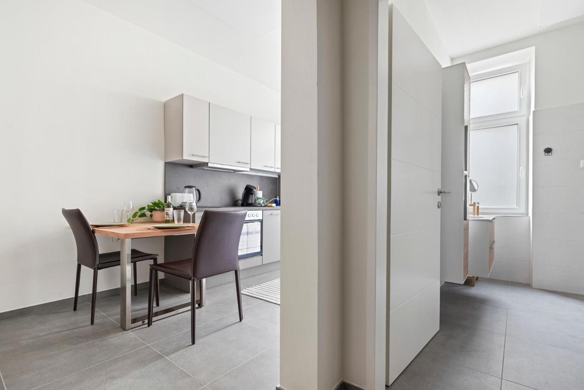 Cozy, Generous City Apartment - 10 Min To City-Centre - Contactless 24H Check-In 维也纳 外观 照片