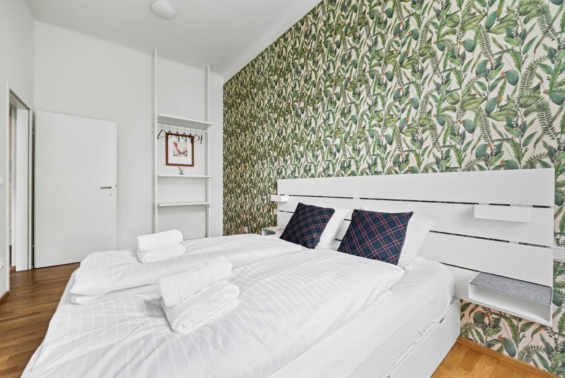 Cozy, Generous City Apartment - 10 Min To City-Centre - Contactless 24H Check-In 维也纳 外观 照片