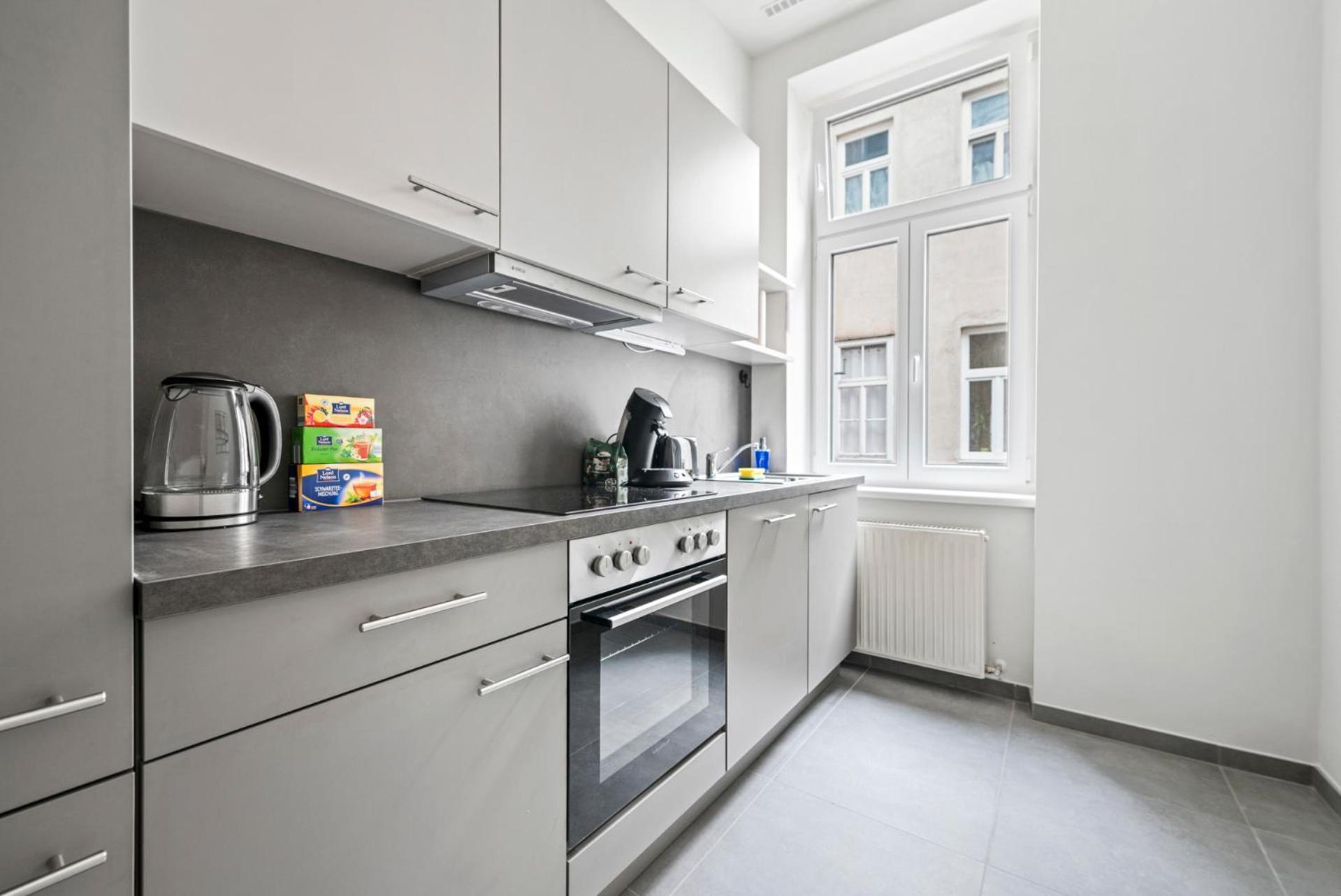 Cozy, Generous City Apartment - 10 Min To City-Centre - Contactless 24H Check-In 维也纳 外观 照片
